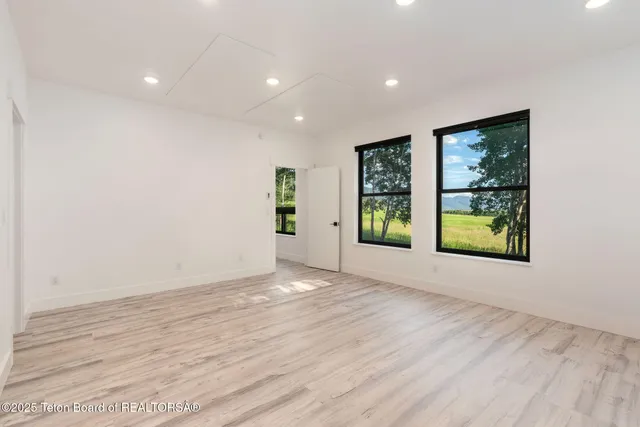 $1,295,000 | 100 South Forest Drive, Thayne, WY 83127