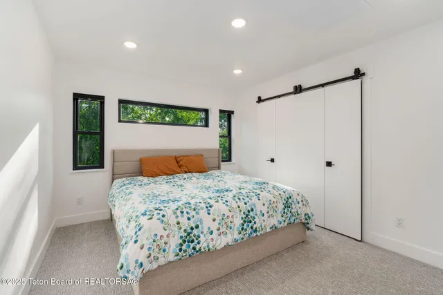 $1,295,000 | 100 South Forest Drive, Thayne, WY 83127