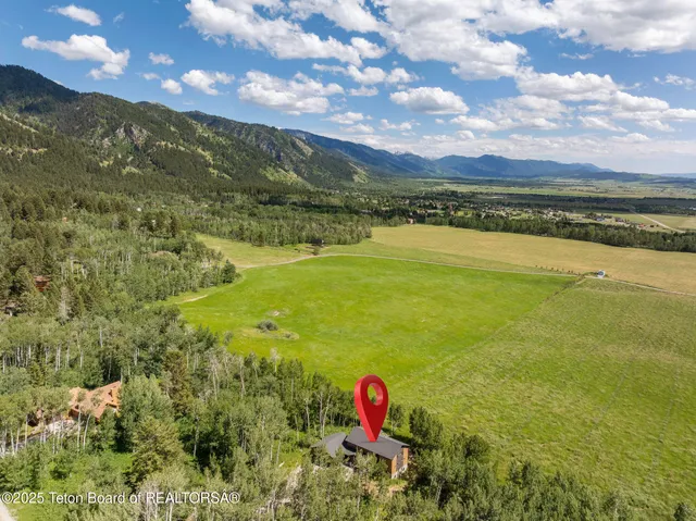 $1,295,000 | 100 South Forest Drive, Thayne, WY 83127