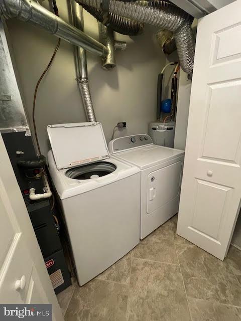 508 Blackbird Drive Bear, DE 19701 - Photo 7 of 22 a utility room with dryer and washer