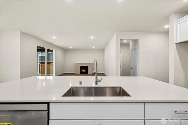 $749,990 | 5990 Thornhill Avenue Southwest, Port Orchard, WA 98367