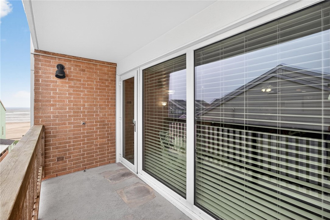 14810 Windward Drive, Unit 402 Corpus Christi, TX 78418 - Photo 27 of 39 a view of door
