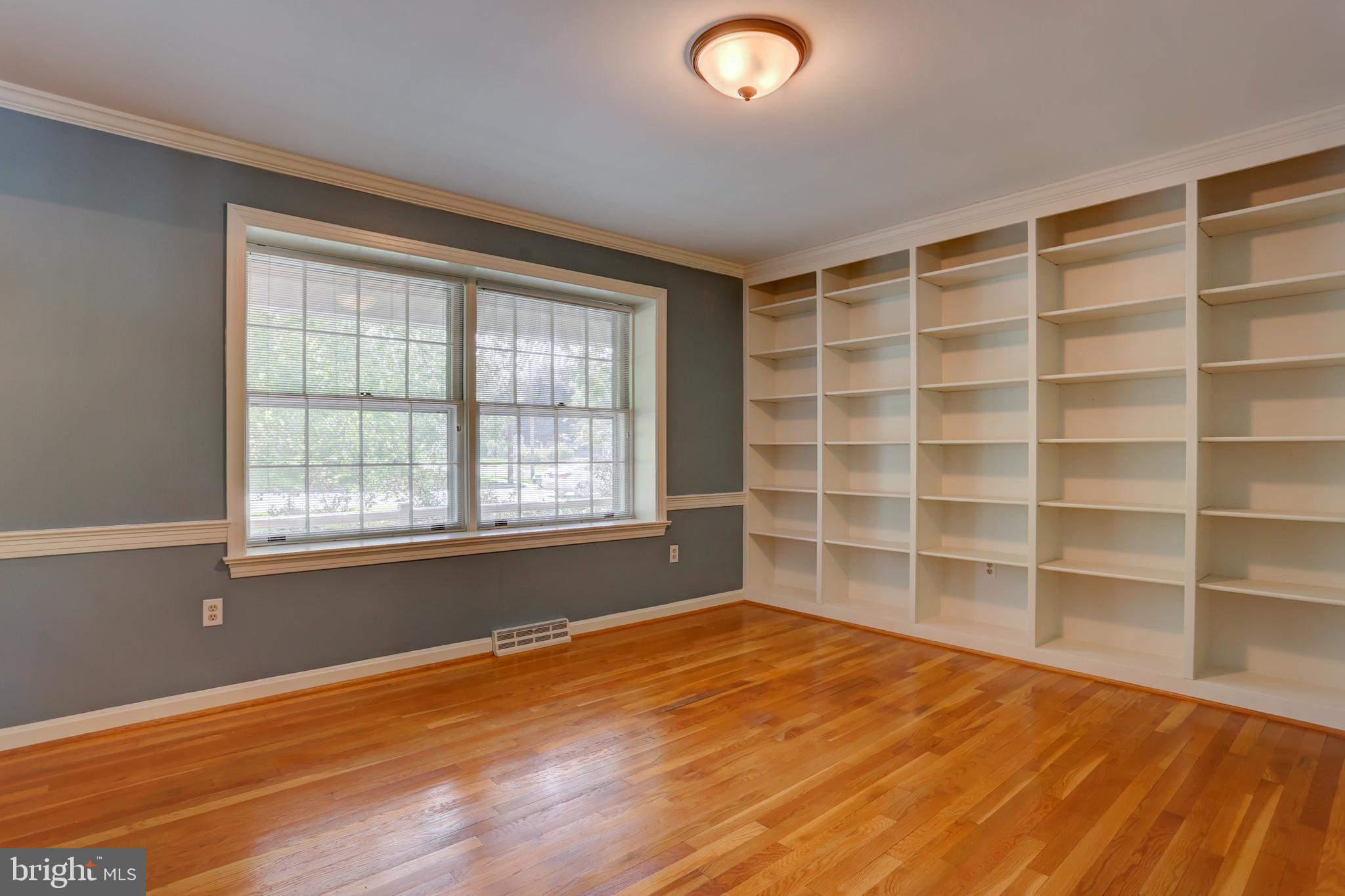 601 South Broad Street Lititz, PA 17543 - Photo 12 of 61 Dining Room