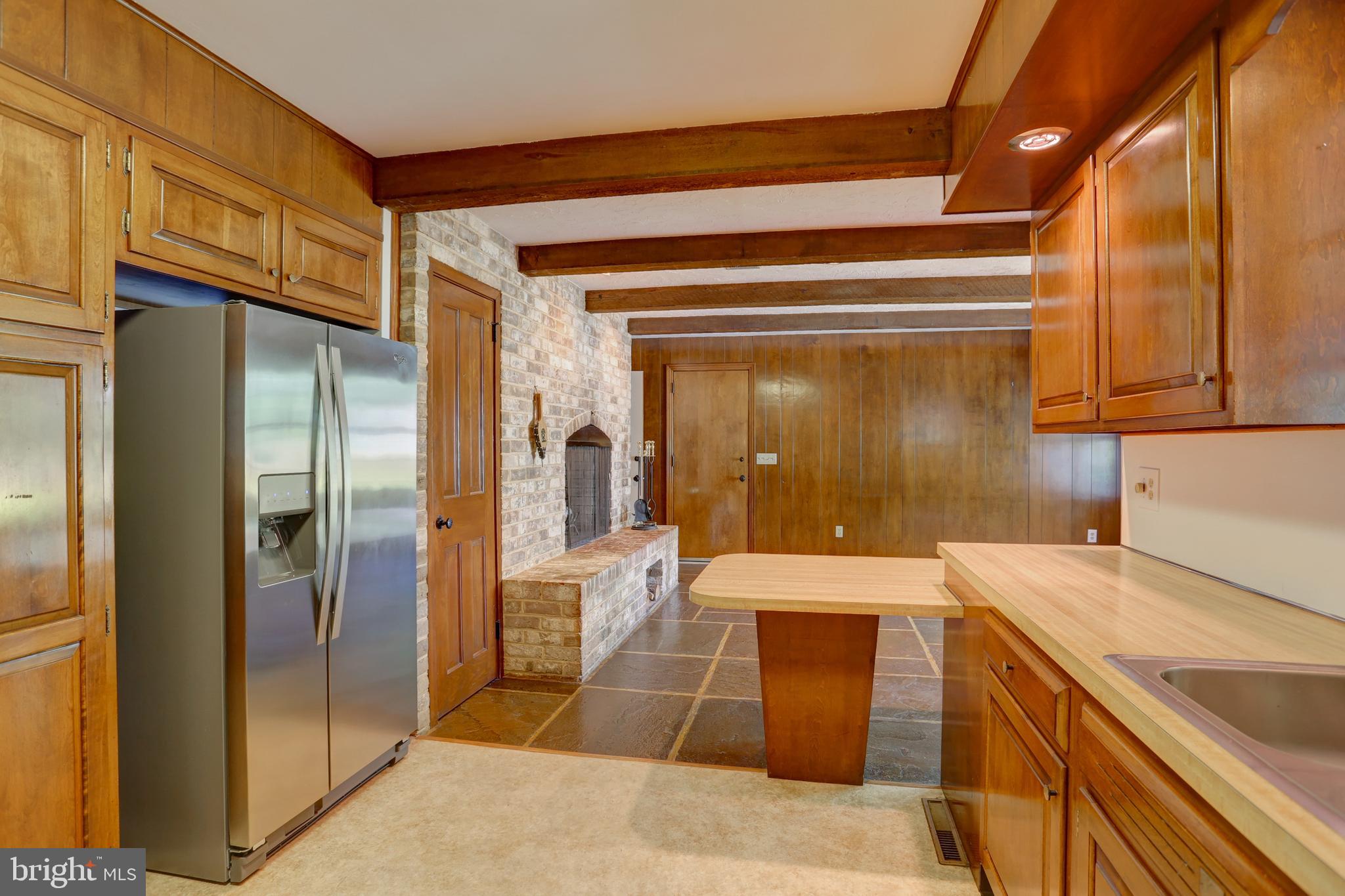 601 South Broad Street Lititz, PA 17543 - Photo 18 of 61 Kitchen