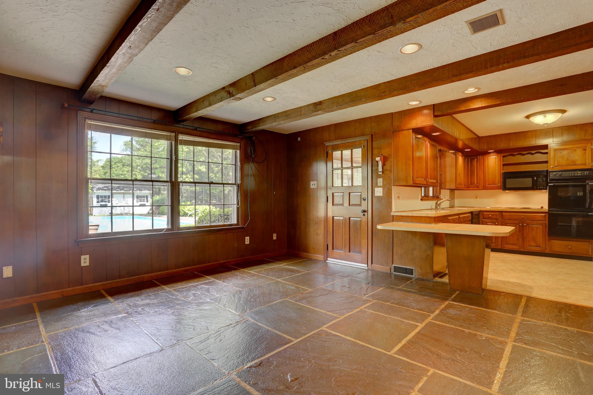 601 South Broad Street Lititz, PA 17543 - Photo 21 of 61 Family Room