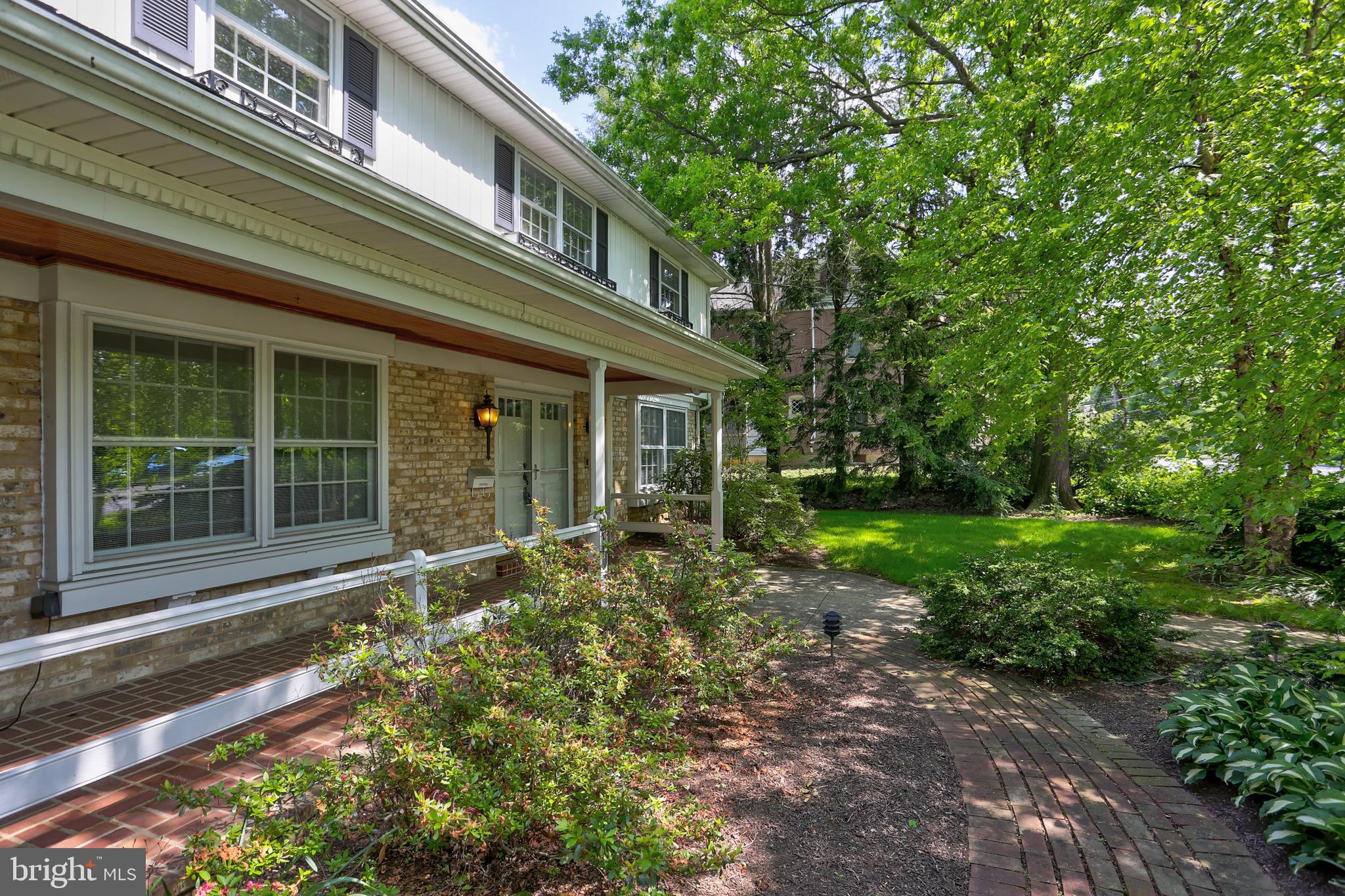 601 South Broad Street Lititz, PA 17543 - Photo 49 of 61 Front View