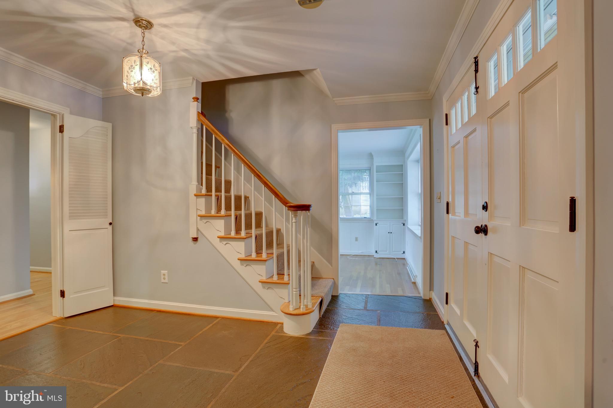 601 South Broad Street Lititz, PA 17543 - Photo 7 of 61 Foyer