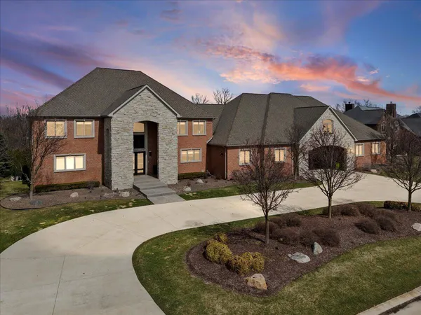 $2,349,000 | 52960 Trailwood Drive, South Lyon, MI 48178