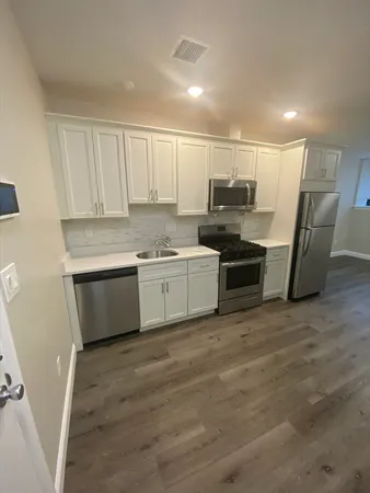 $2,150 | 191 North Common Street, Unit 202, Lynn, MA 01905