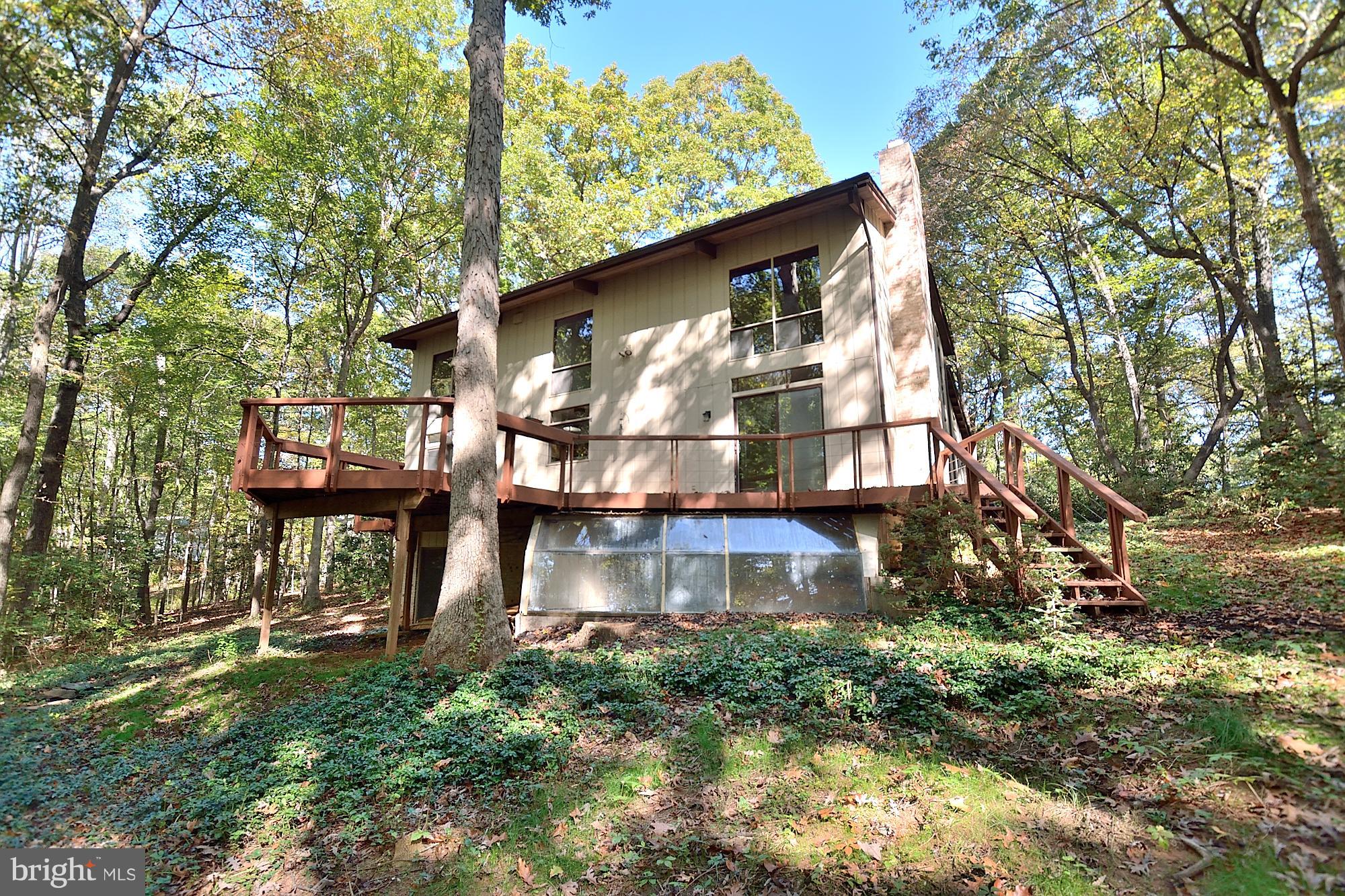 10907 Thanlet Lane Reston, VA 20190 - Photo 30 of 30 Exterior (Rear)