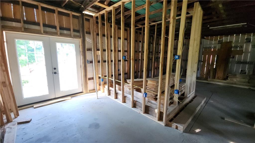325 Oakdale Road Darlington, PA 16115 - Photo 10 of 20