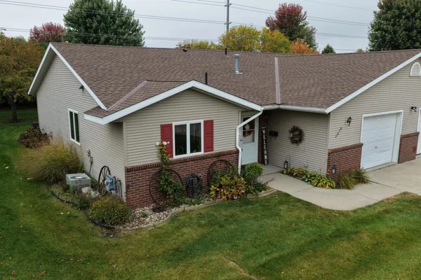 $219,000 | 2610 9th Street Southwest, Willmar, MN 56201