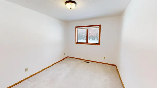 $219,000 | 2610 9th Street Southwest, Willmar, MN 56201