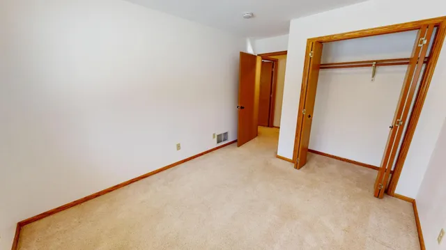 $228,000 | 2610 9th Street Southwest, Willmar, MN 56201