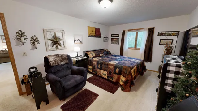 $228,000 | 2610 9th Street Southwest, Willmar, MN 56201