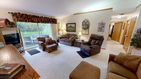 $219,000 | 2610 9th Street Southwest, Willmar, MN 56201