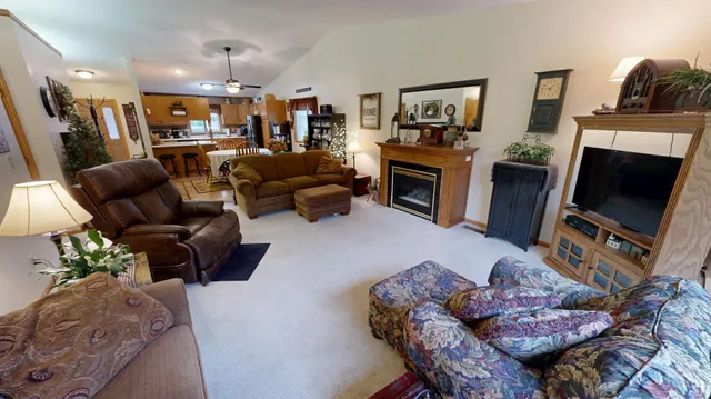 $228,000 | 2610 9th Street Southwest, Willmar, MN 56201