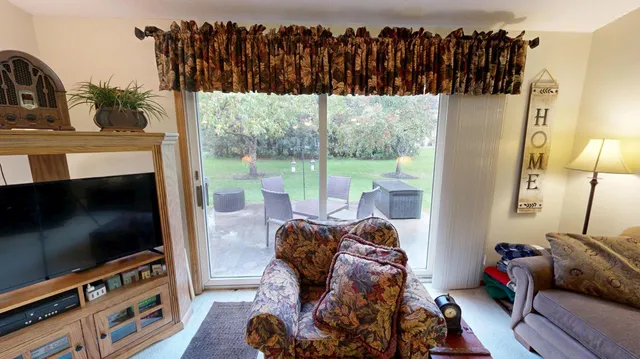 $228,000 | 2610 9th Street Southwest, Willmar, MN 56201