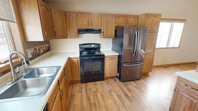 $228,000 | 2610 9th Street Southwest, Willmar, MN 56201