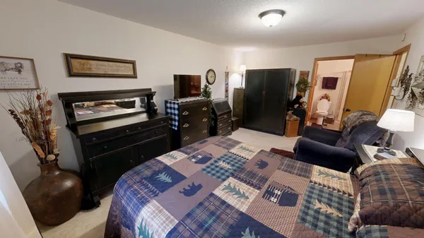 $219,000 | 2610 9th Street Southwest, Willmar, MN 56201
