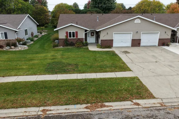 $219,000 | 2610 9th Street Southwest, Willmar, MN 56201