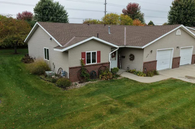 $228,000 | 2610 9th Street Southwest, Willmar, MN 56201