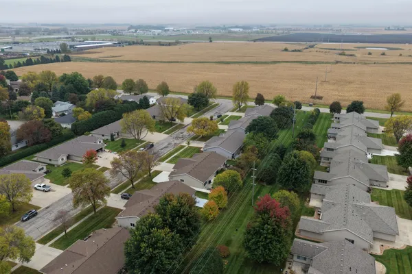 $219,000 | 2610 9th Street Southwest, Willmar, MN 56201