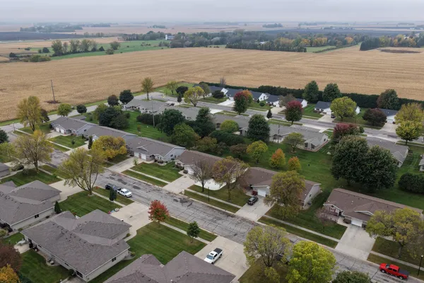 $219,000 | 2610 9th Street Southwest, Willmar, MN 56201