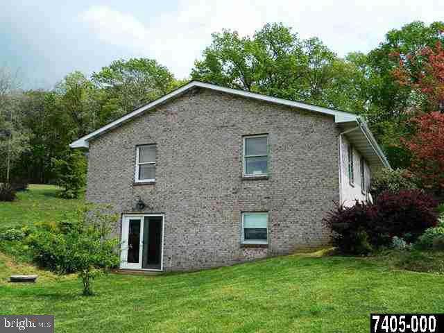 19283 Dutton Road Stewartstown, PA 17363 - Photo 22 of 25 Gallery Image 22