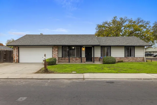 $385,000 | 1205 Kara Lane, Modesto, CA 95355