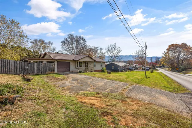 $325,000 | 665 Patterson Road, Walland, TN 37886