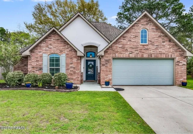 $1,825 | 309 Sun Ridge Street, Youngsville, LA 70592