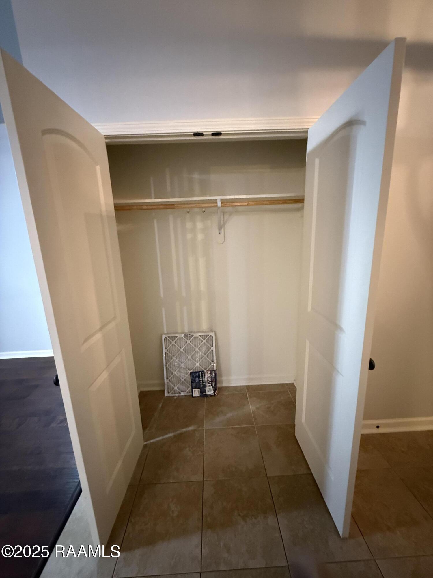 309 Sun Ridge Street Youngsville, LA 70592 - Photo 11 of 39 IMG_2116