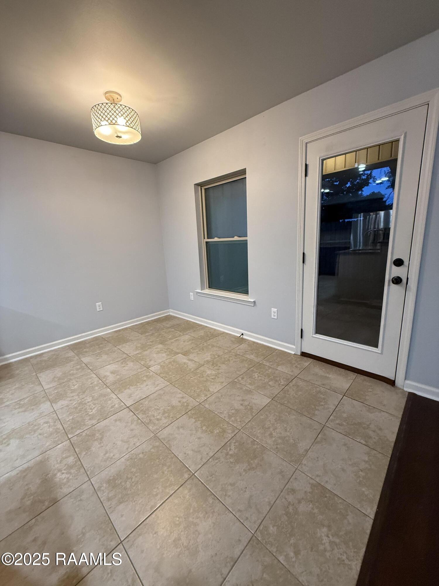 309 Sun Ridge Street Youngsville, LA 70592 - Photo 14 of 39 IMG_2129