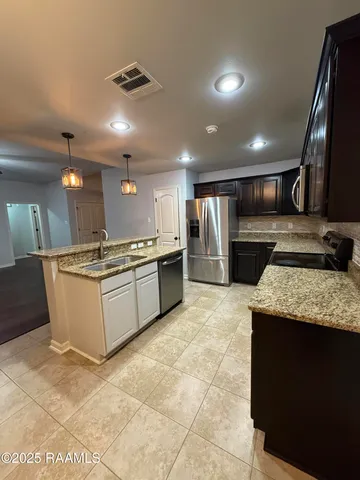 $1,825 | 309 Sun Ridge Street, Youngsville, LA 70592