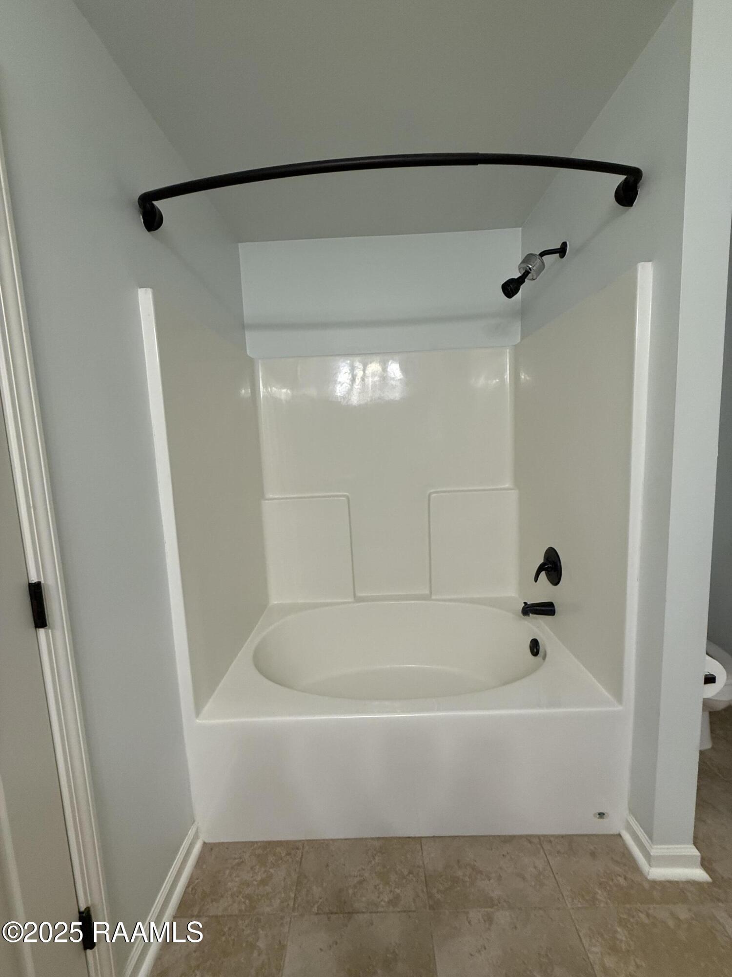 309 Sun Ridge Street Youngsville, LA 70592 - Photo 28 of 39 IMG_2143