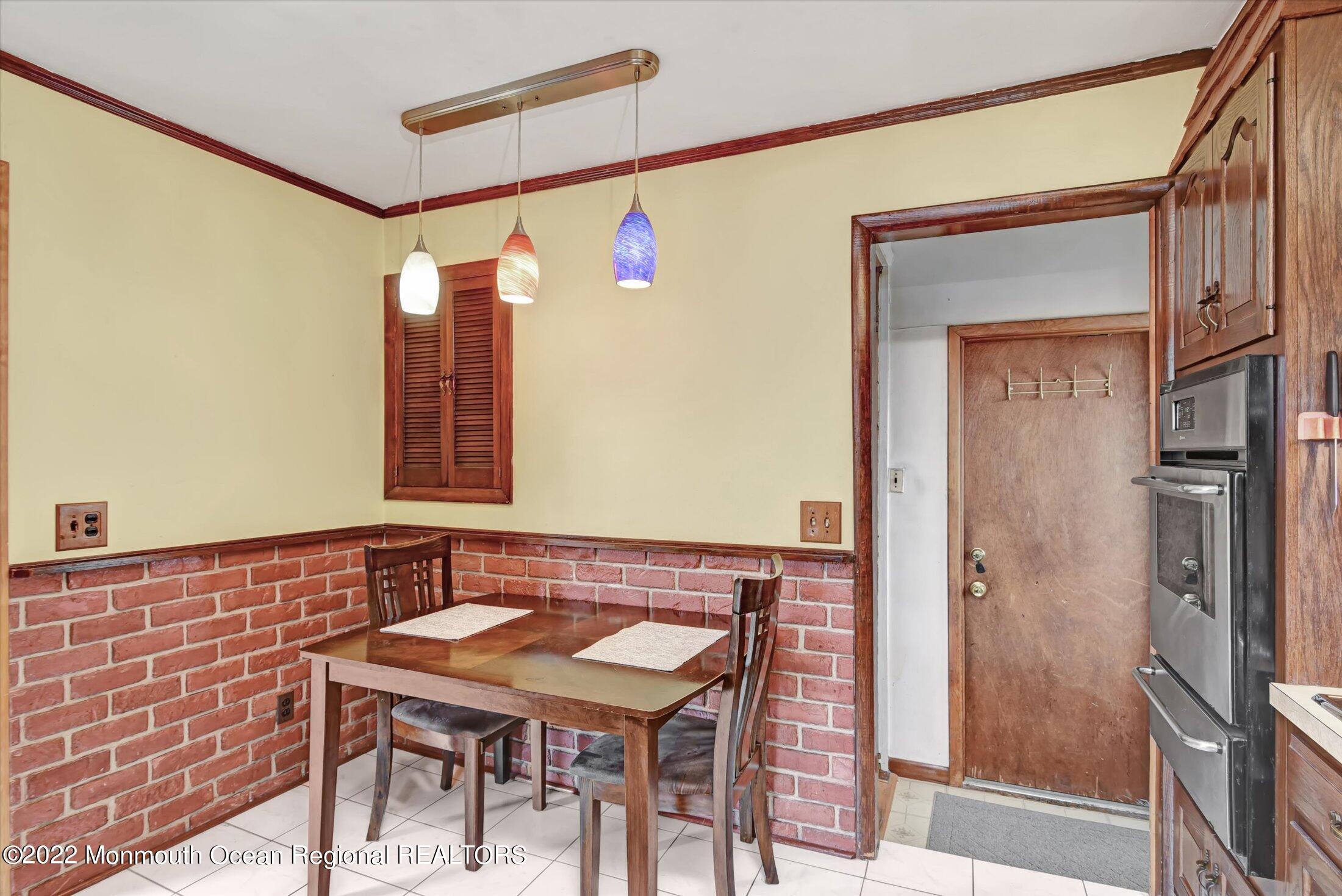 145 Jeffery Road Colonia, NJ 07067 - Photo 11 of 27 11-Kitchen
