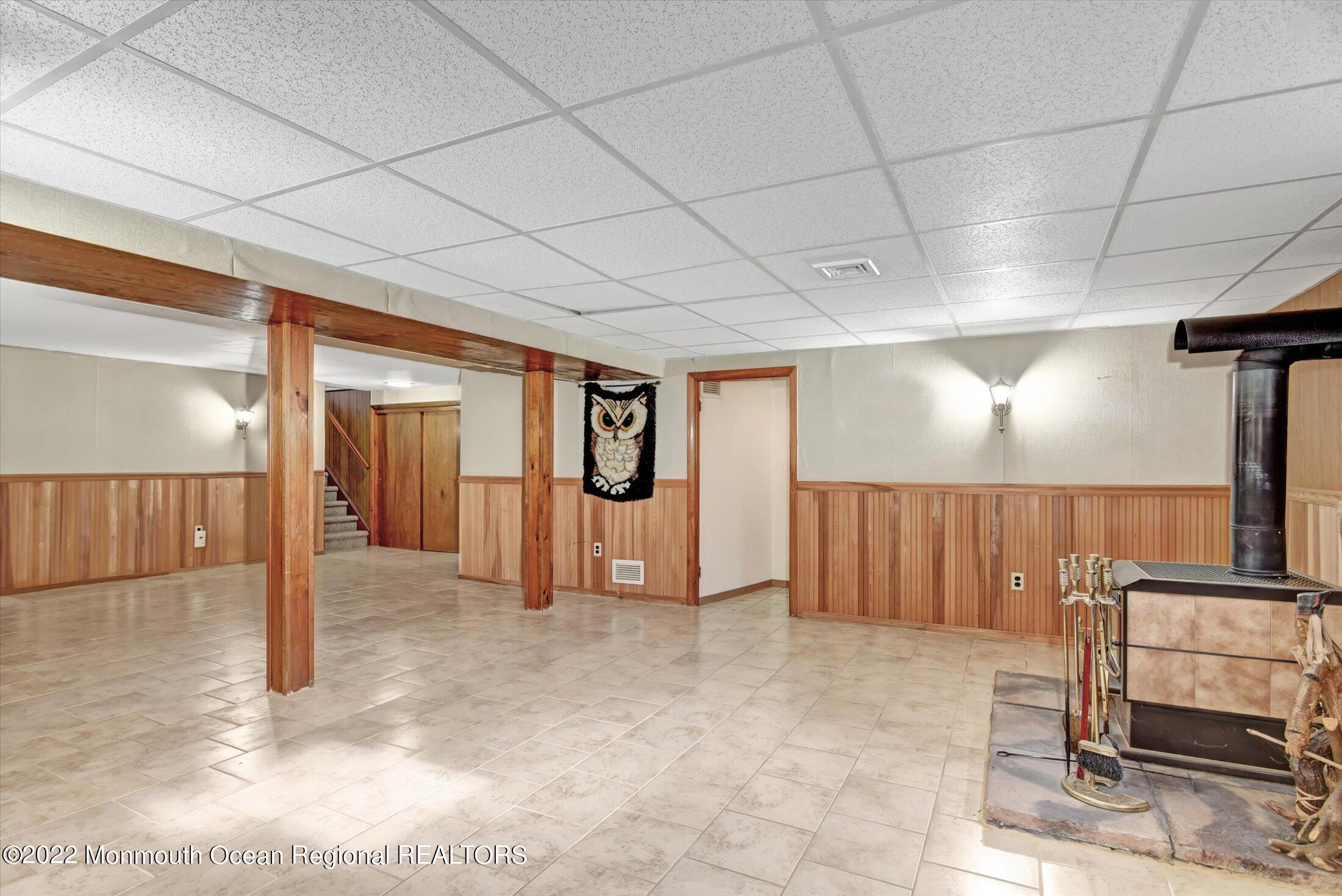145 Jeffery Road Colonia, NJ 07067 - Photo 21 of 27 21-Lower Level