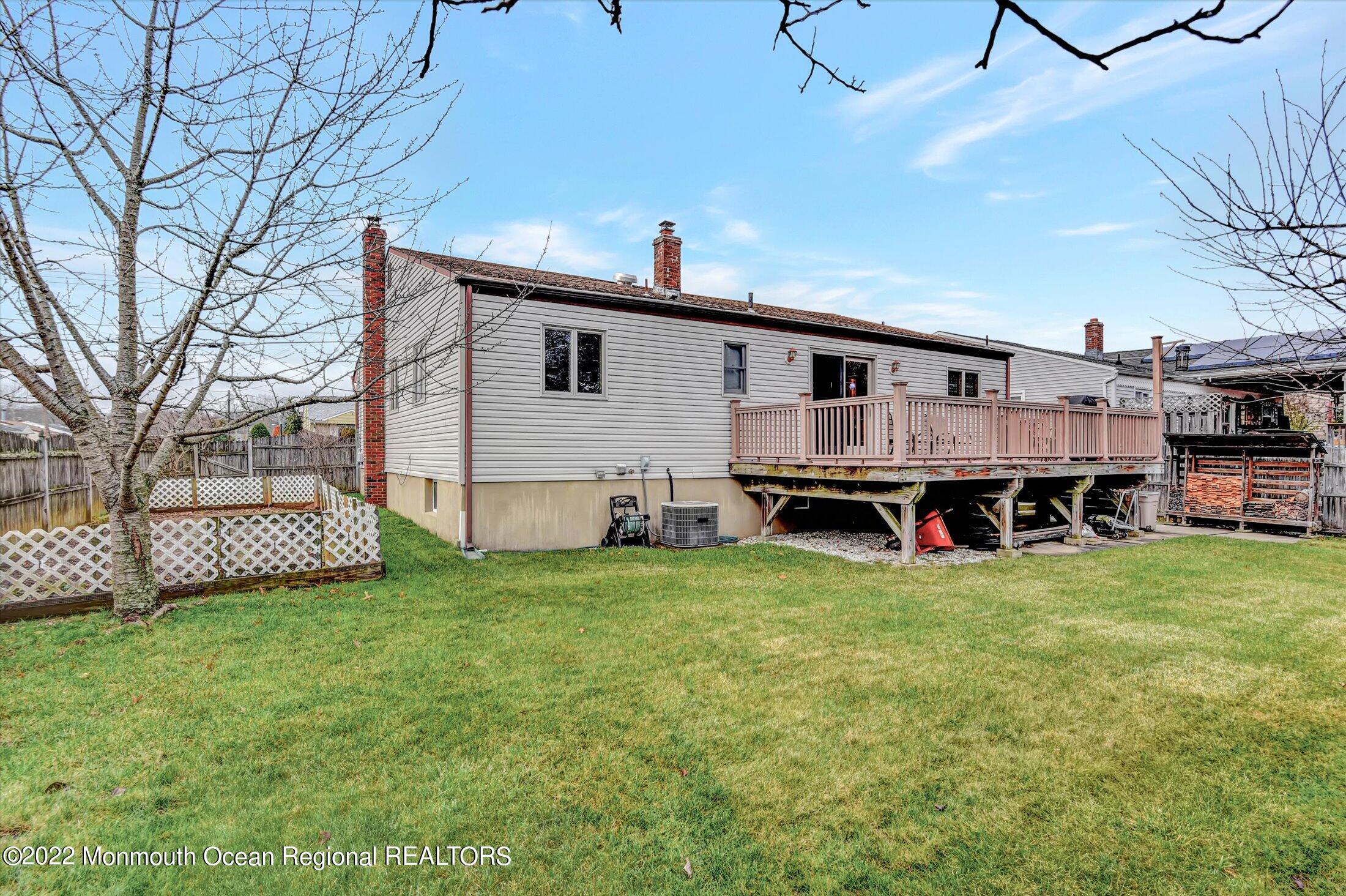 145 Jeffery Road Colonia, NJ 07067 - Photo 25 of 27 25-Rear View