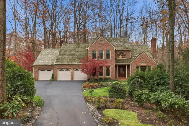 $1,399,000 | 6809 Spout Lane, Fairfax Station, VA 22039