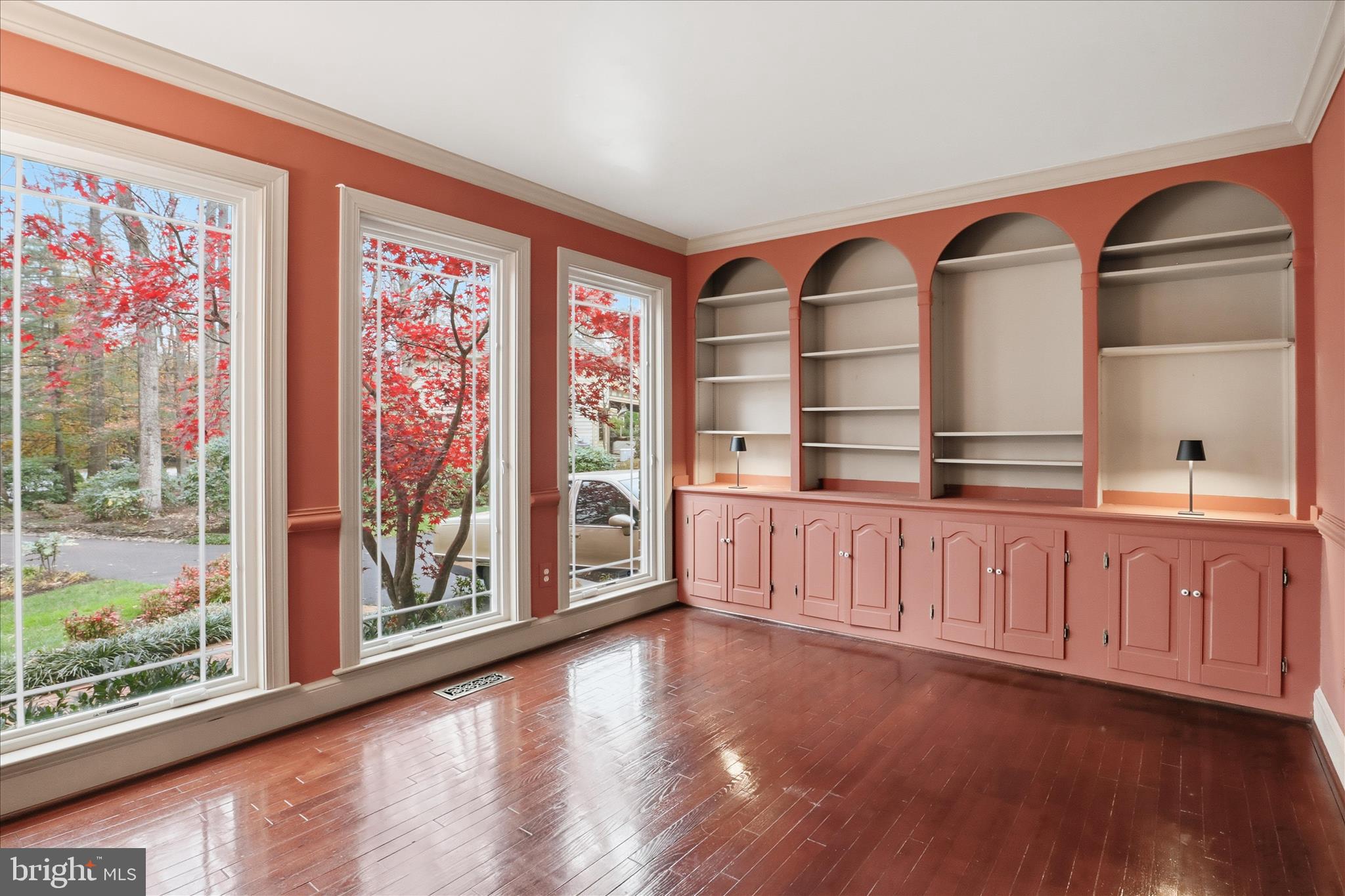 6809 Spout Lane Fairfax Station, VA 22039 - Photo 22 of 81 Library