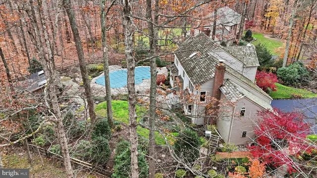 $1,399,000 | 6809 Spout Lane, Fairfax Station, VA 22039