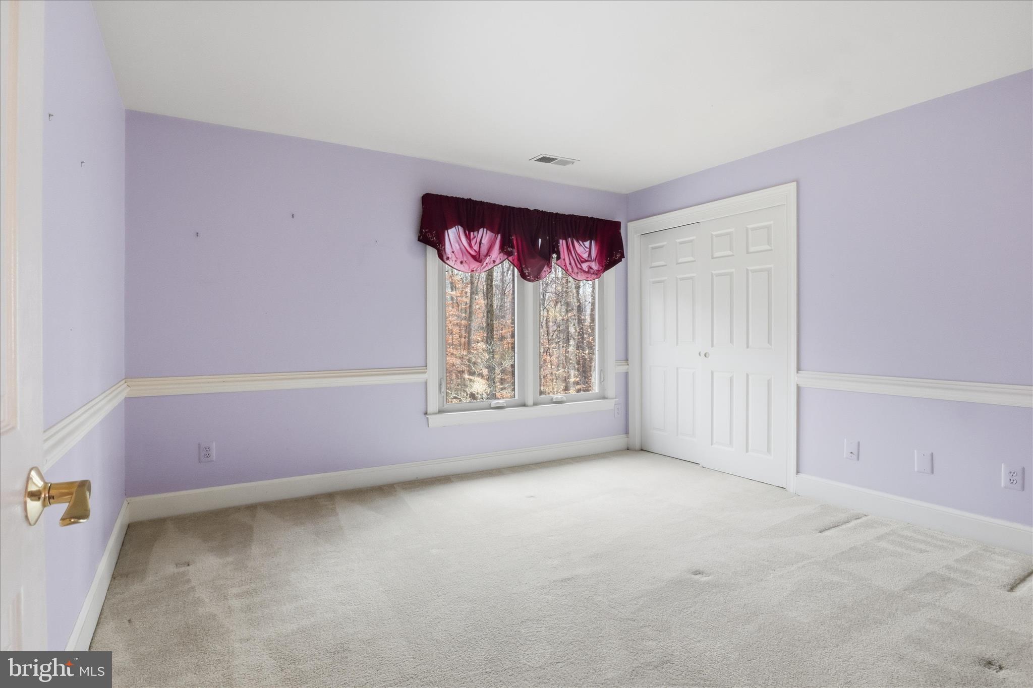 6809 Spout Lane Fairfax Station, VA 22039 - Photo 32 of 81 a view of an empty room with a window
