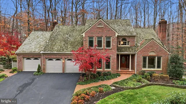 $1,399,000 | 6809 Spout Lane, Fairfax Station, VA 22039