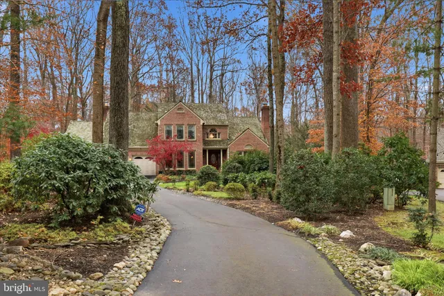 $1,399,000 | 6809 Spout Lane, Fairfax Station, VA 22039