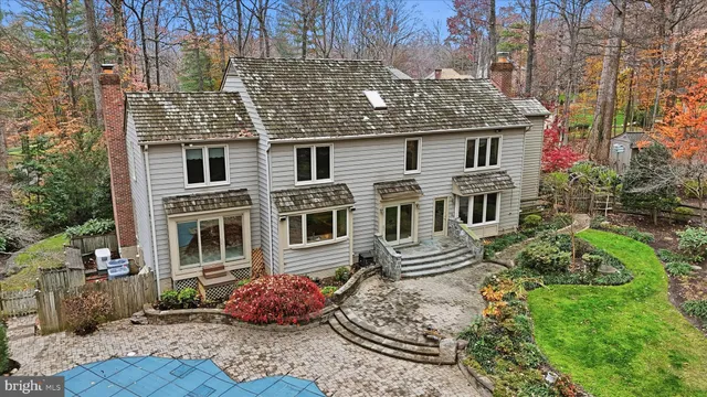 $1,399,000 | 6809 Spout Lane, Fairfax Station, VA 22039