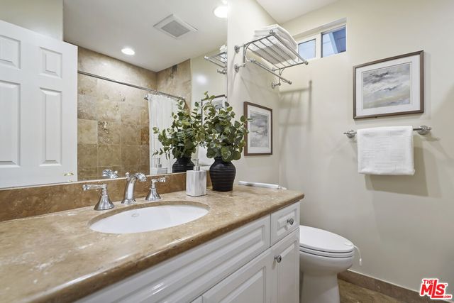 $1,795,000 | 4015 Karelia Street, Los Angeles, CA 90065