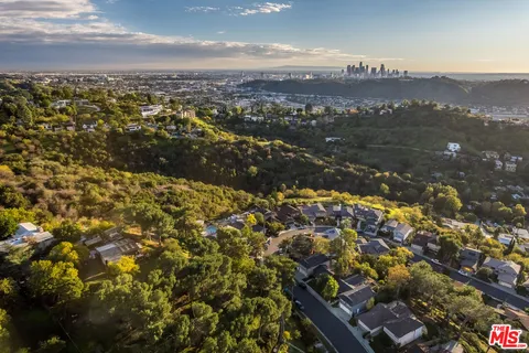 $1,795,000 | 4015 Karelia Street, Los Angeles, CA 90065