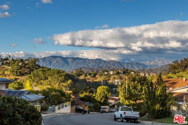 $1,795,000 | 4015 Karelia Street, Los Angeles, CA 90065