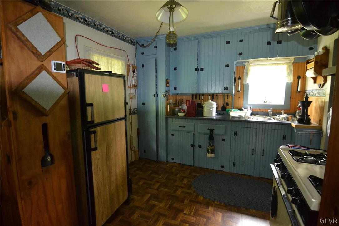 430 High-Line Road Dingmans Ferry, PA 18328 - Photo 16 of 19 Gallery Image 16